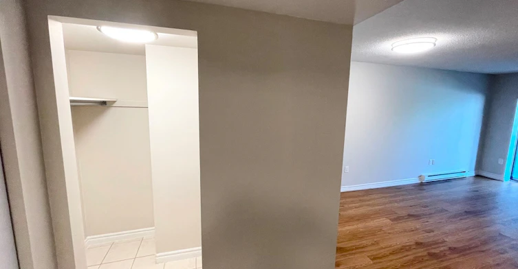 108-111 Market Street, Hamilton, ON, L8R 3K2 - 11