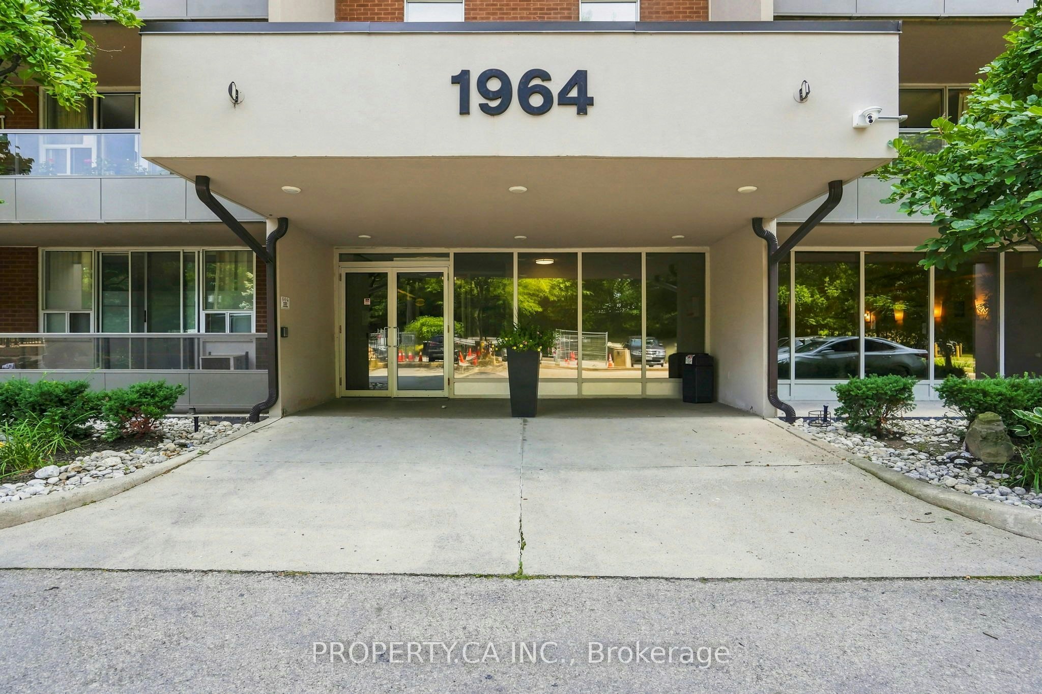 1107-1964 Main Street W, Hamilton, ON, L8S 1J5 - 43