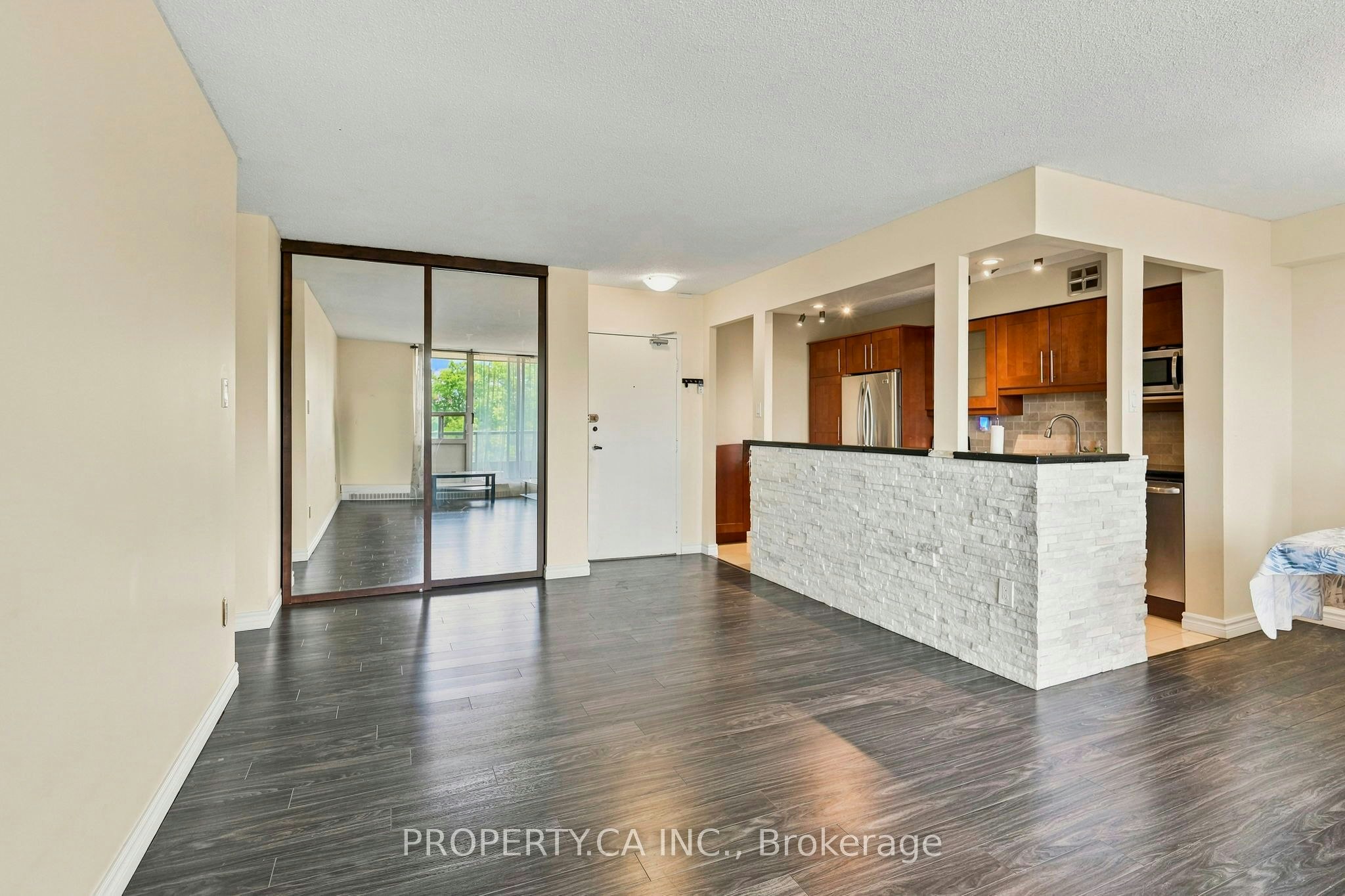 1107-1964 Main Street W, Hamilton, ON, L8S 1J5 - 7