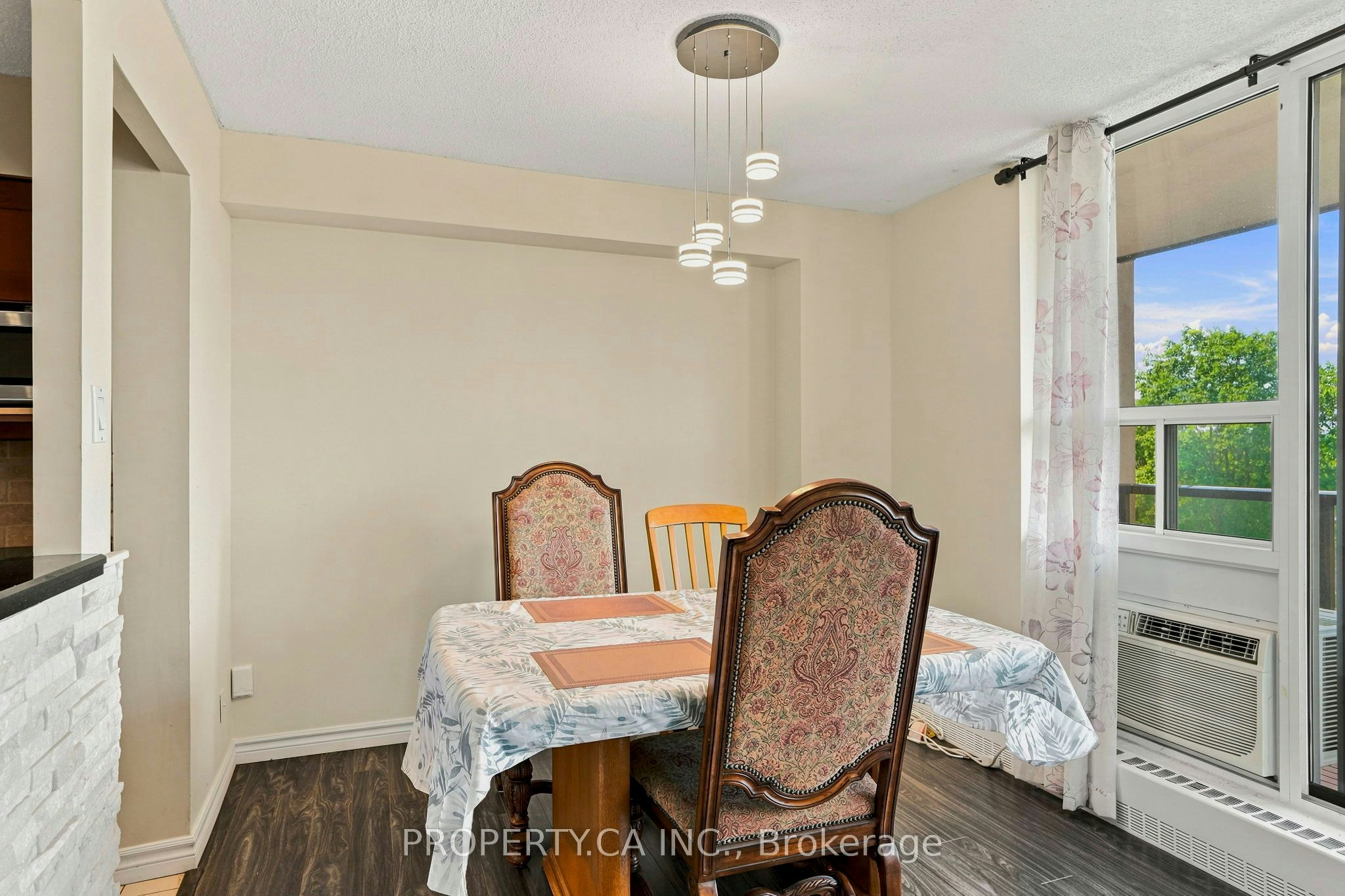 1107-1964 Main Street W, Hamilton, ON, L8S 1J5 - 8