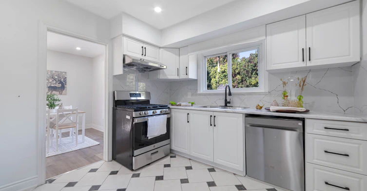 Main Unit-1487 Beckworth Avenue, London, ON, N5V 2K8 - 14