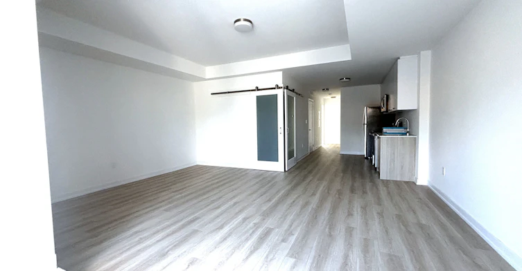 Q32-25 Palace Street, Kitchener, ON, N2E 3M6 - 3