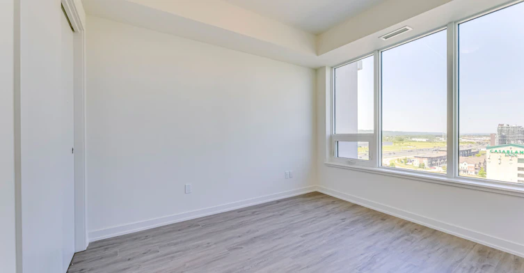 1103-385 Winston Road, Grimsby, ON, L3M 0J3 - 15