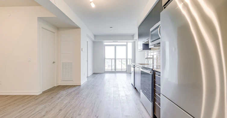 1103-385 Winston Road, Grimsby, ON, L3M 0J3 - 7