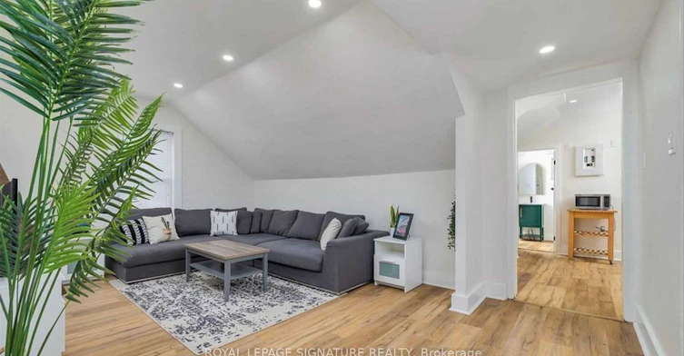 Upper-659 Dolph Street N, Cambridge, ON, N3H 2B5 - 3