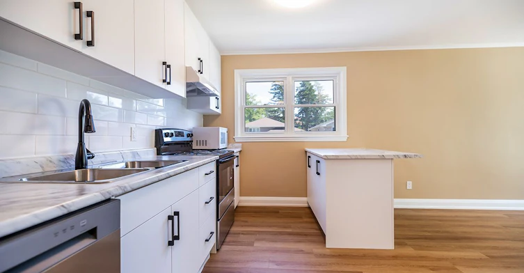 812 Schneider Place, Peterborough, ON, K9H 5S5 - 10