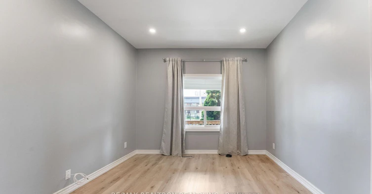1-1045 Cannon Street E, Hamilton, ON, L8L 2H4 - 10