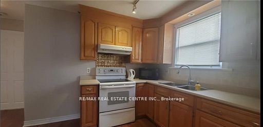 5759 Emery Street, Niagara Falls, ON, L2G 1L8 - 4