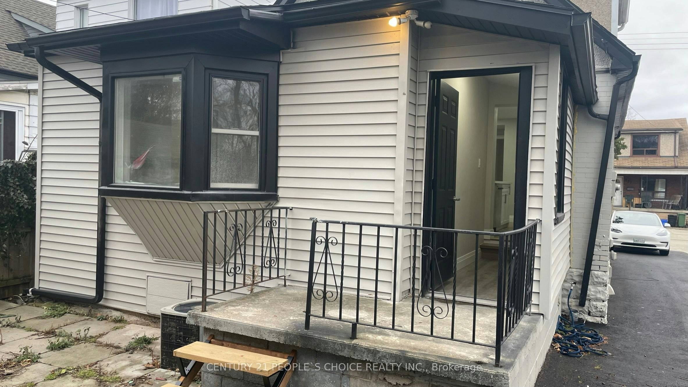 136 Edgemont Street N, Hamilton, ON, L8H 4E1 - 38