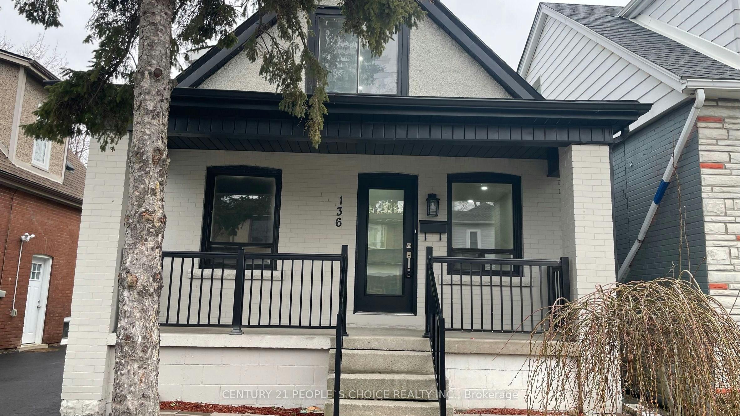 136 Edgemont Street N, Hamilton, ON, L8H 4E1