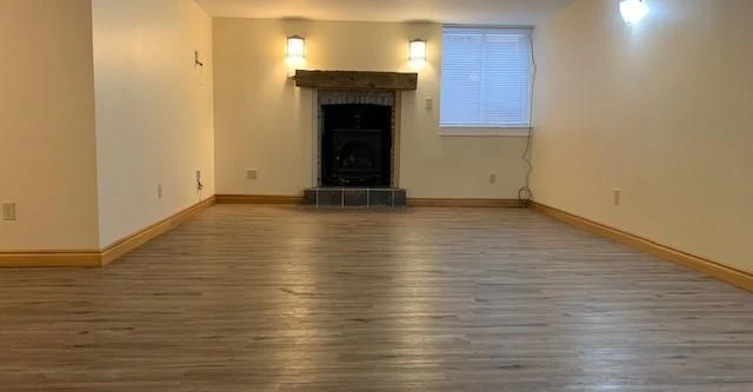 12 Parkway (Lower) Avenue, Kawartha Lakes, ON, K9V 4T9 - 2