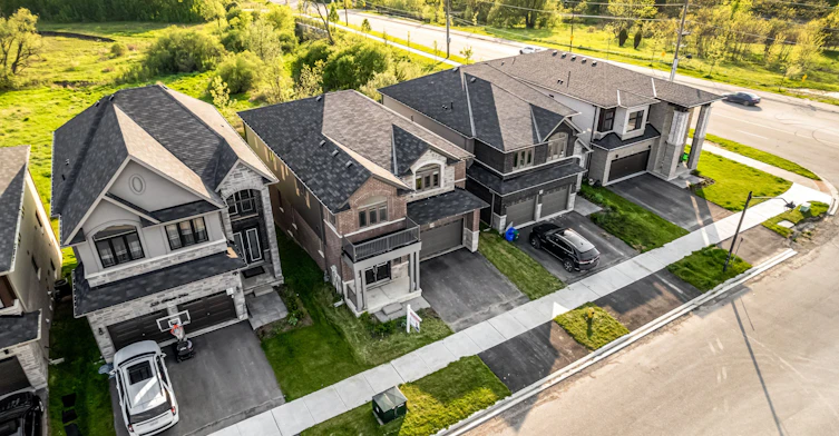 330 Gillespie Drive, Brantford, ON, N3T 0X1 - 3