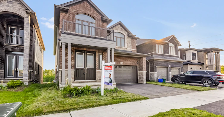 330 Gillespie Drive, Brantford, ON, N3T 0X1 - 8