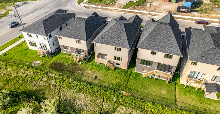 330 Gillespie Drive, Brantford, ON, N3T 0X1 - 4