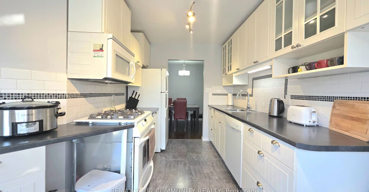 19-210 Highland Crescent, Kitchener, ON, N2M 5H7 - 13