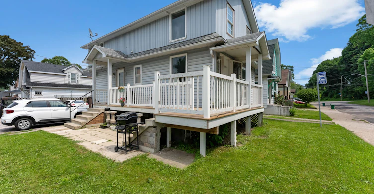Upper-4124 Terrace Avenue W, Niagara Falls, ON, L2E 3J3 - 2