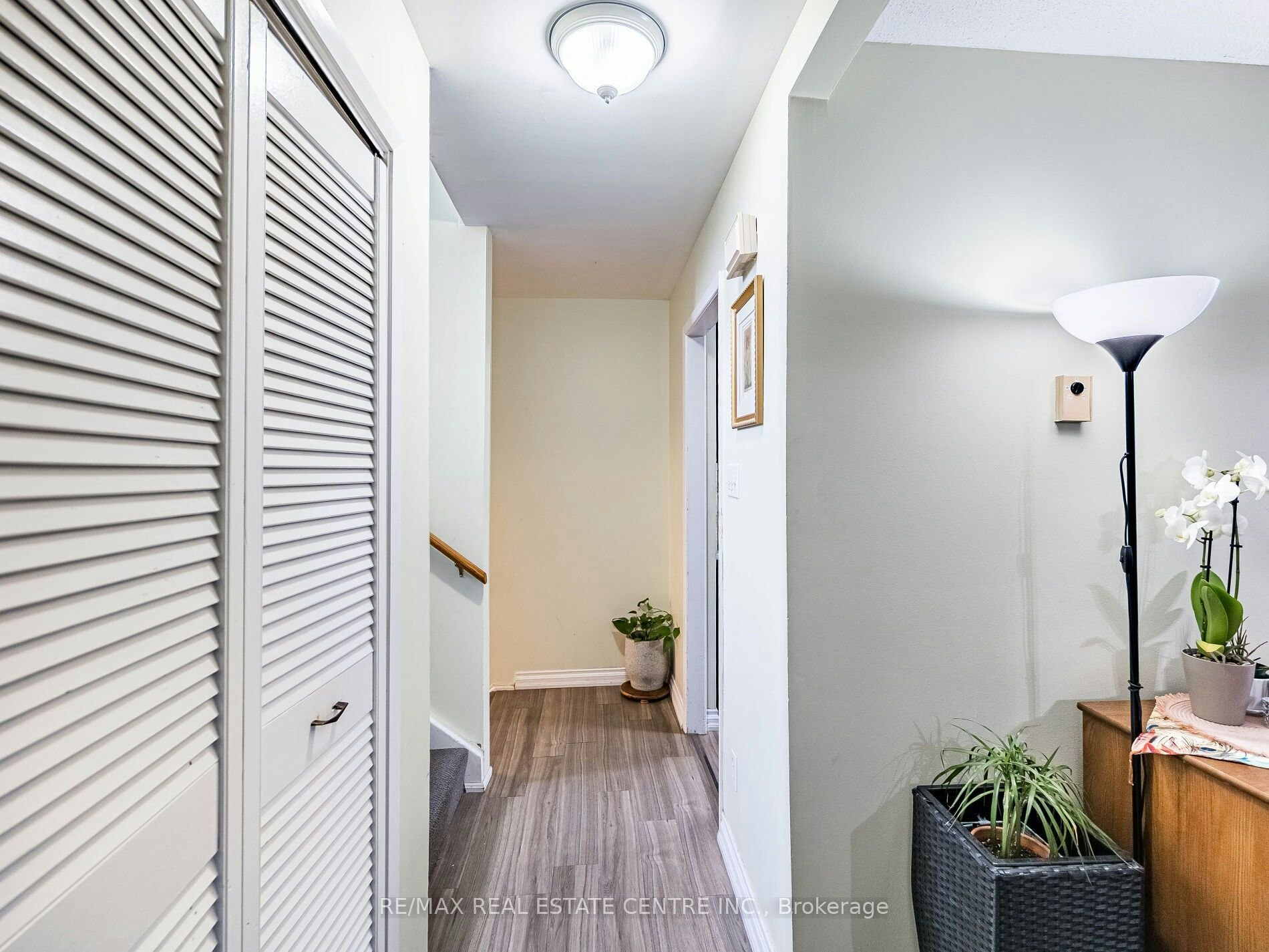 121-49 Rhonda Road, Guelph, ON, N1H 7A4 - 7