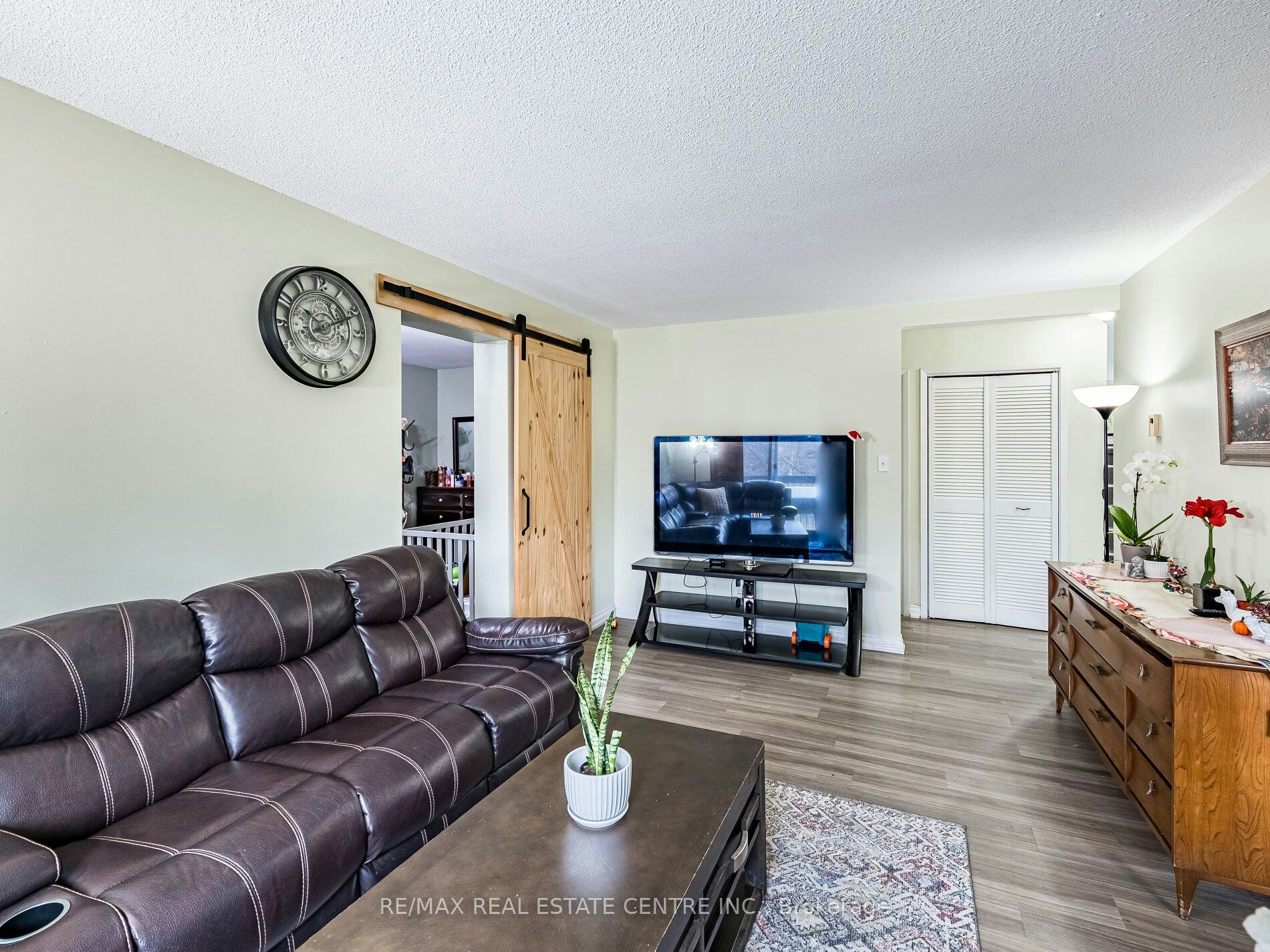 121-49 Rhonda Road, Guelph, ON, N1H 7A4 - 11