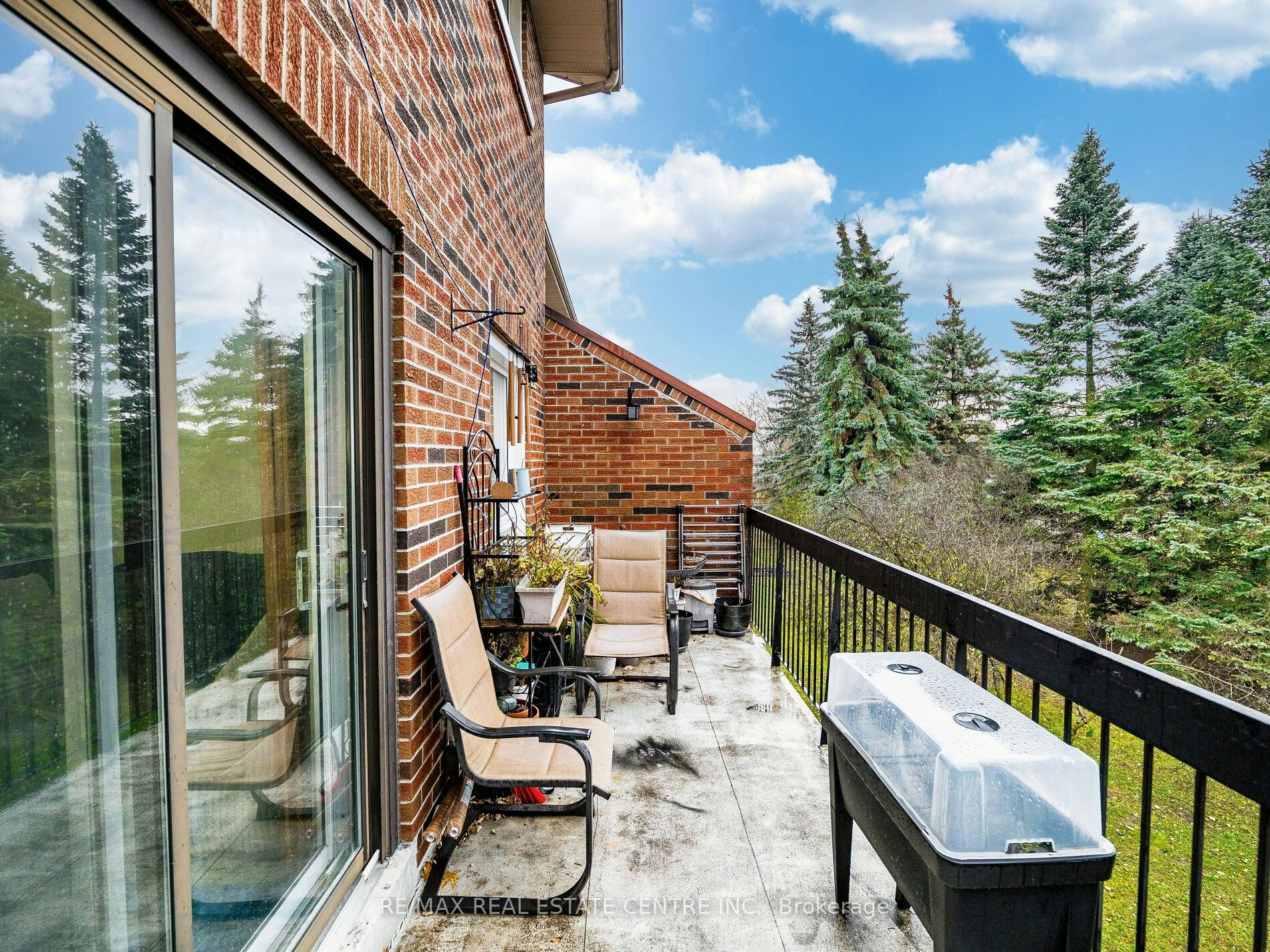 121-49 Rhonda Road, Guelph, ON, N1H 7A4 - 43