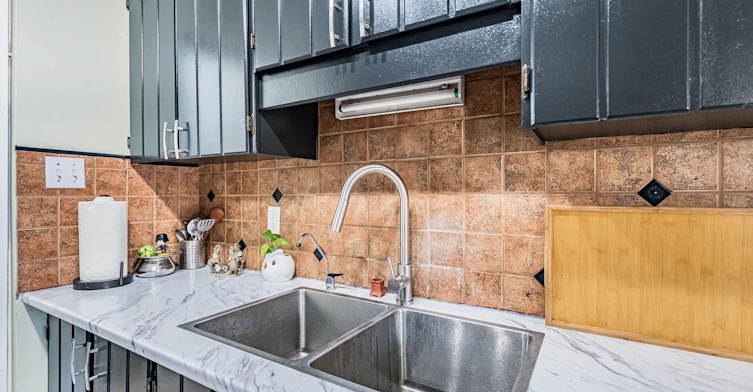 121-49 Rhonda Road, Guelph, ON, N1H 7A4 - 21
