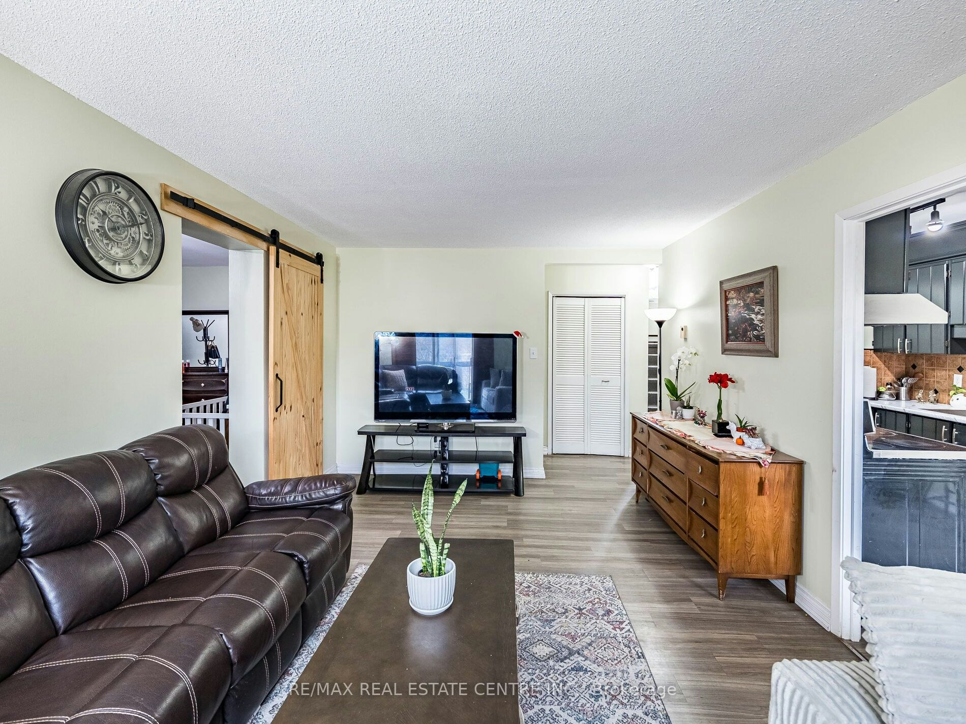 121-49 Rhonda Road, Guelph, ON, N1H 7A4 - 12
