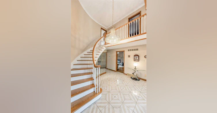 28 Walnut Drive, Guelph, ON, N1E 4B3 - 9