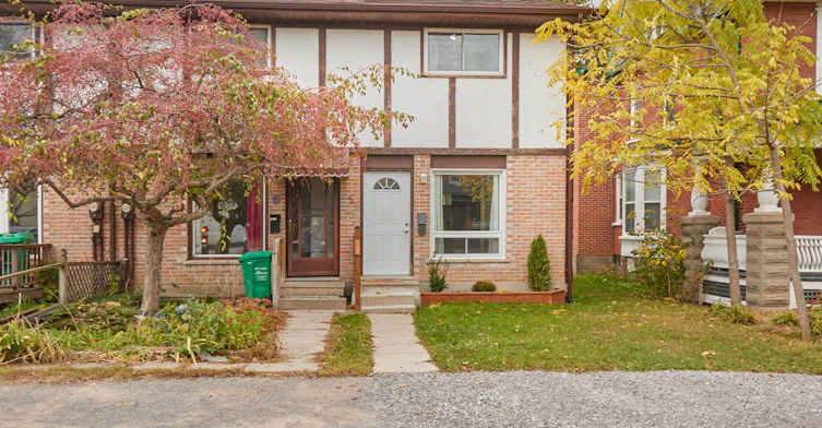 5-610 George Street N, Peterborough, ON, K9H 3S6