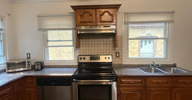 Lower level-235 Bernard Avenue, London, ON, M2K 1Z4 - 10