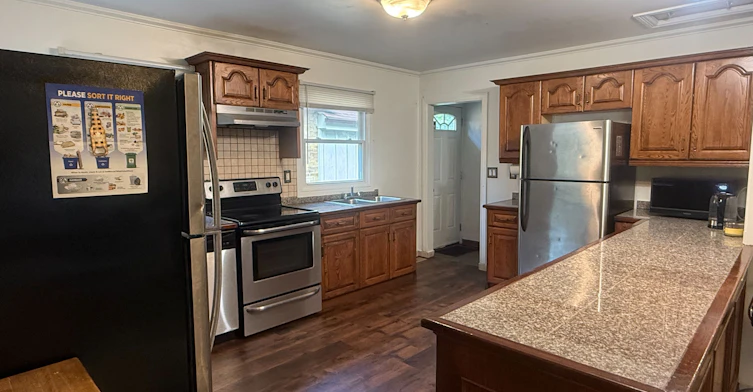 Lower level-235 Bernard Avenue, London, ON, M2K 1Z4 - 12