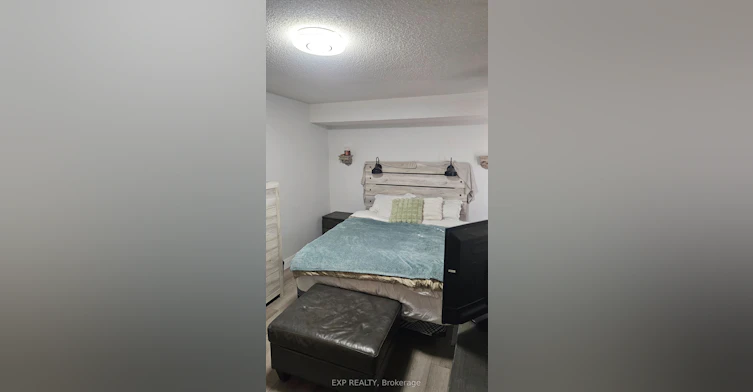 upper-64 Chapel Hill Crescent, Welland, ON, L3C 6G9 - 18