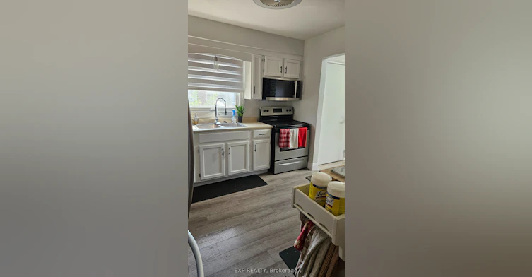 upper-64 Chapel Hill Crescent, Welland, ON, L3C 6G9 - 8
