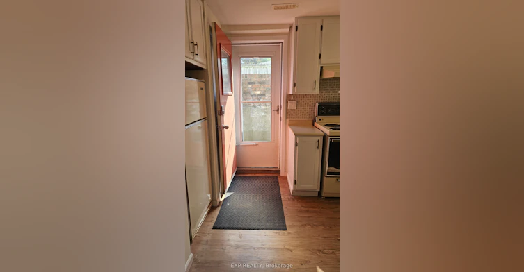 Lower-64 Chapel Hill Crescent, Welland, ON, L3C 6G9 - 4