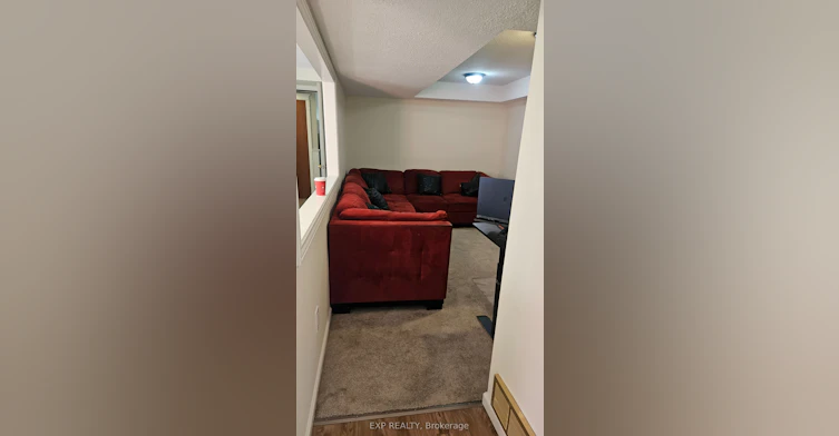 Lower-64 Chapel Hill Crescent, Welland, ON, L3C 6G9 - 8