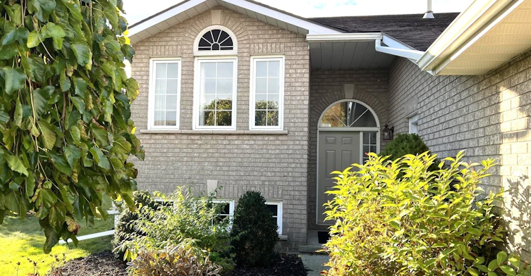 590 Arbour Crescent, Kingston, ON, K7M 8Y1 - 4