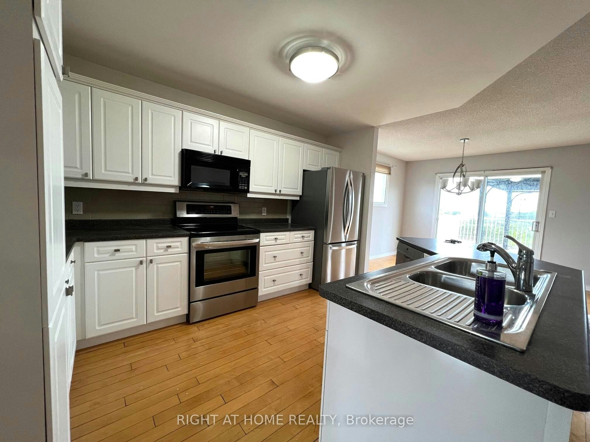 590 Arbour Crescent, Kingston, ON, K7M 8Y1 - 6