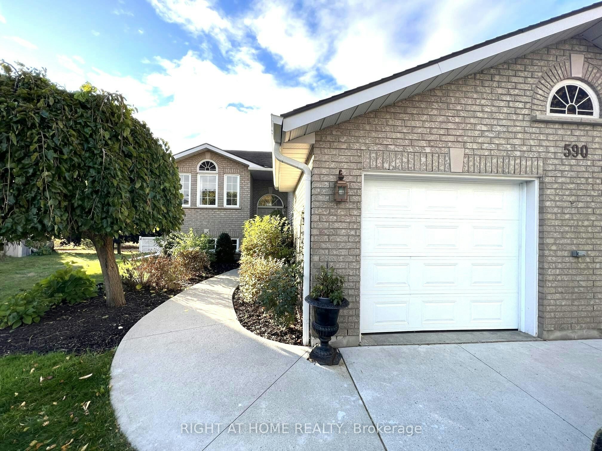 590 Arbour Crescent, Kingston, ON, K7M 8Y1 - 3