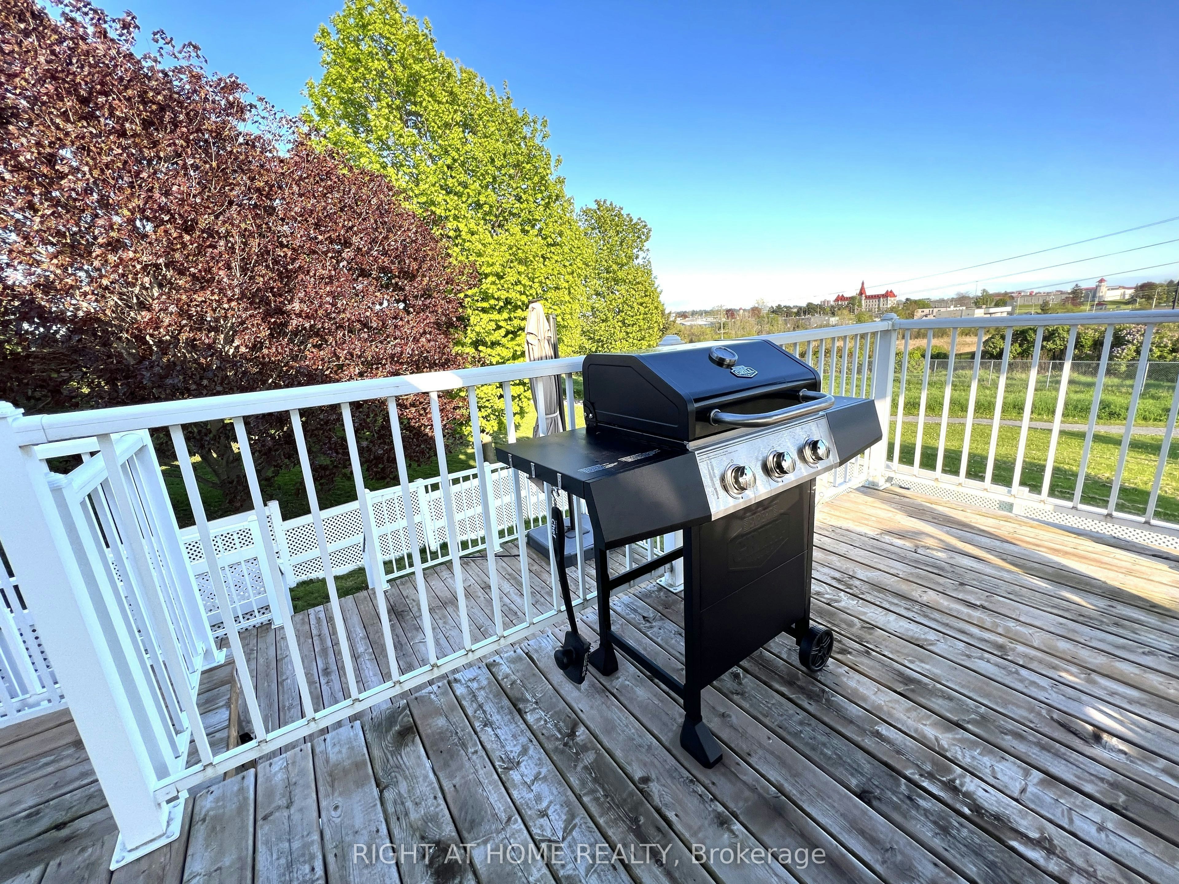 590 Arbour Crescent, Kingston, ON, K7M 8Y1 - 12
