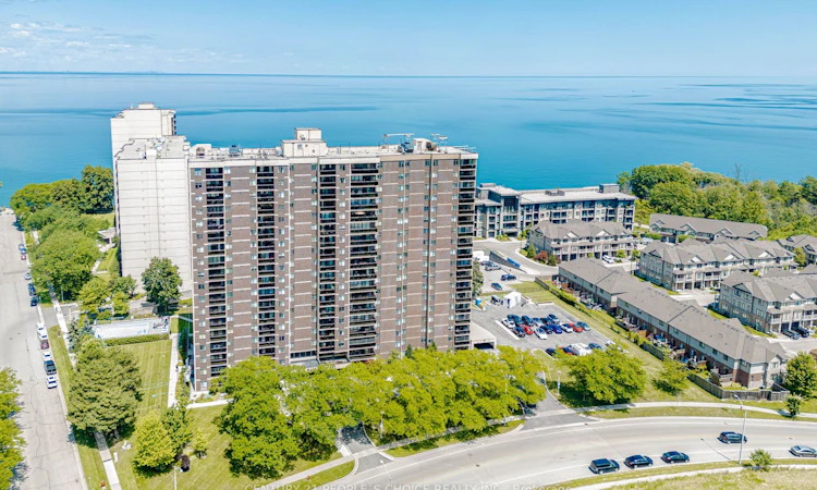 1203-301 Frances Avenue