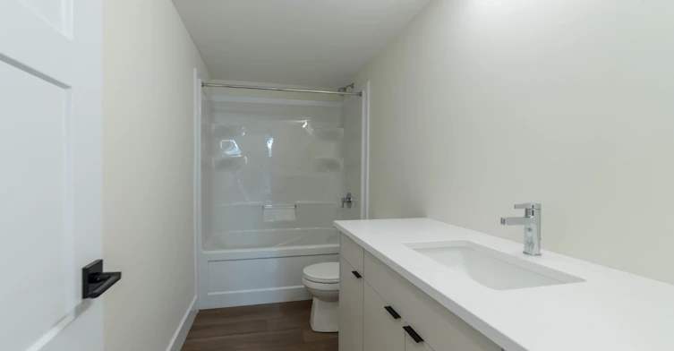 Basement-266 Hesselman Crescent, London, ON, N6M 0K3 - 17