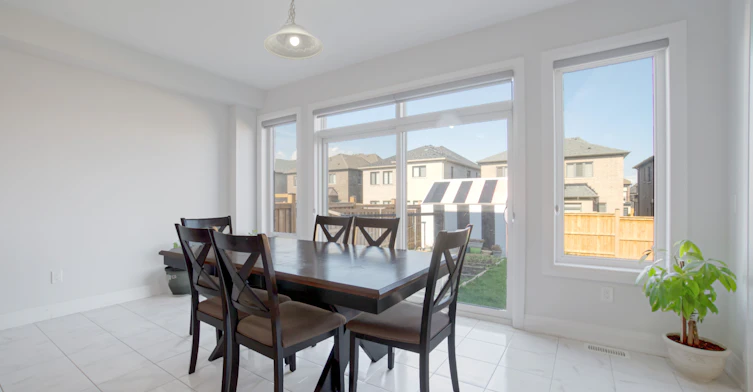 142 Prince Charles Crescent, Woodstock, ON, N4T 0N1 - 9