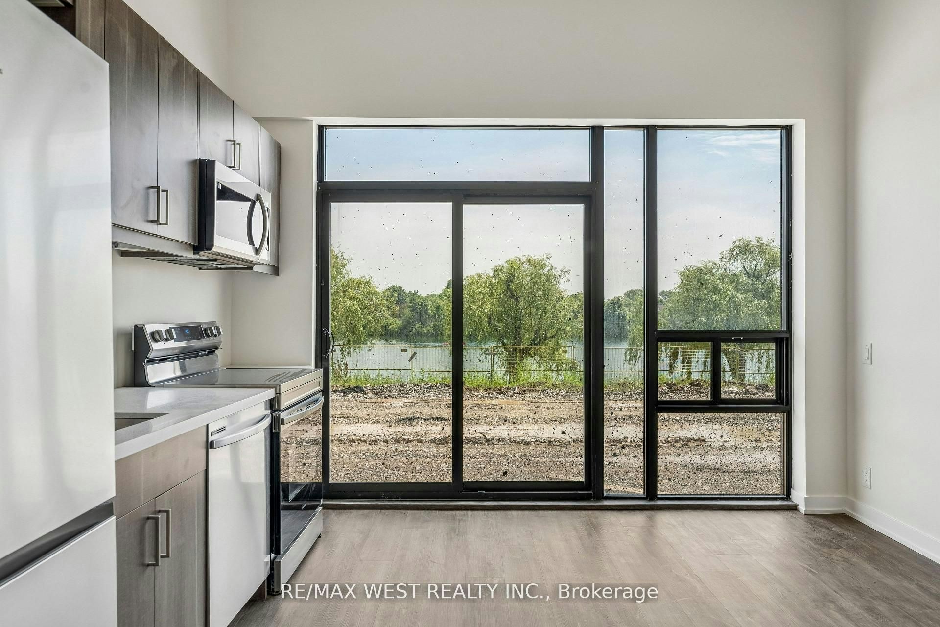 114-350 Prince Charles Drive S, Welland, ON, L3C 0L6 - 22