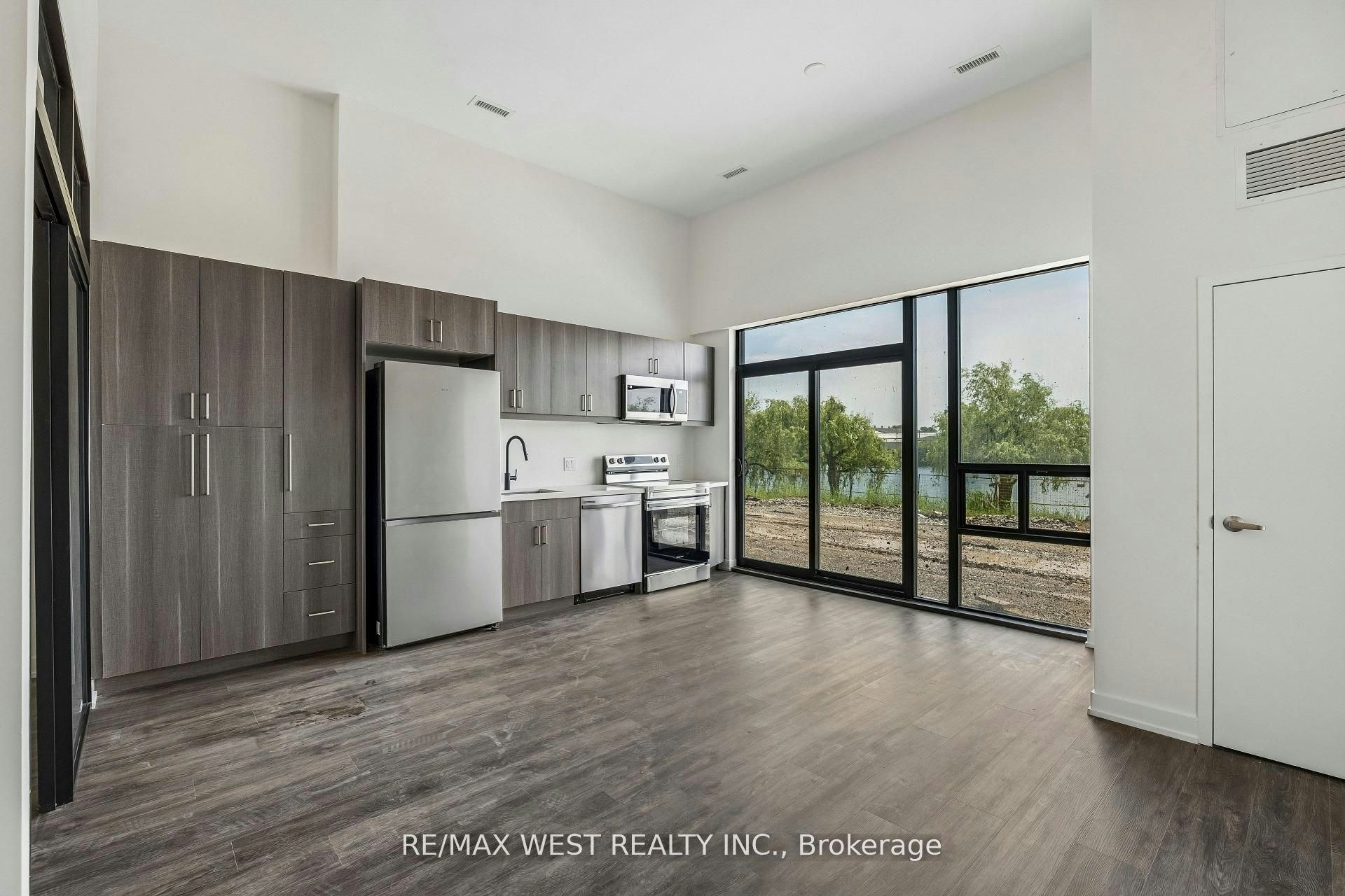114-350 Prince Charles Drive S, Welland, ON, L3C 0L6 - 7