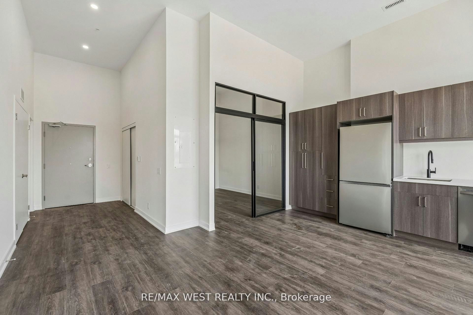 114-350 Prince Charles Drive S, Welland, ON, L3C 0L6 - 8