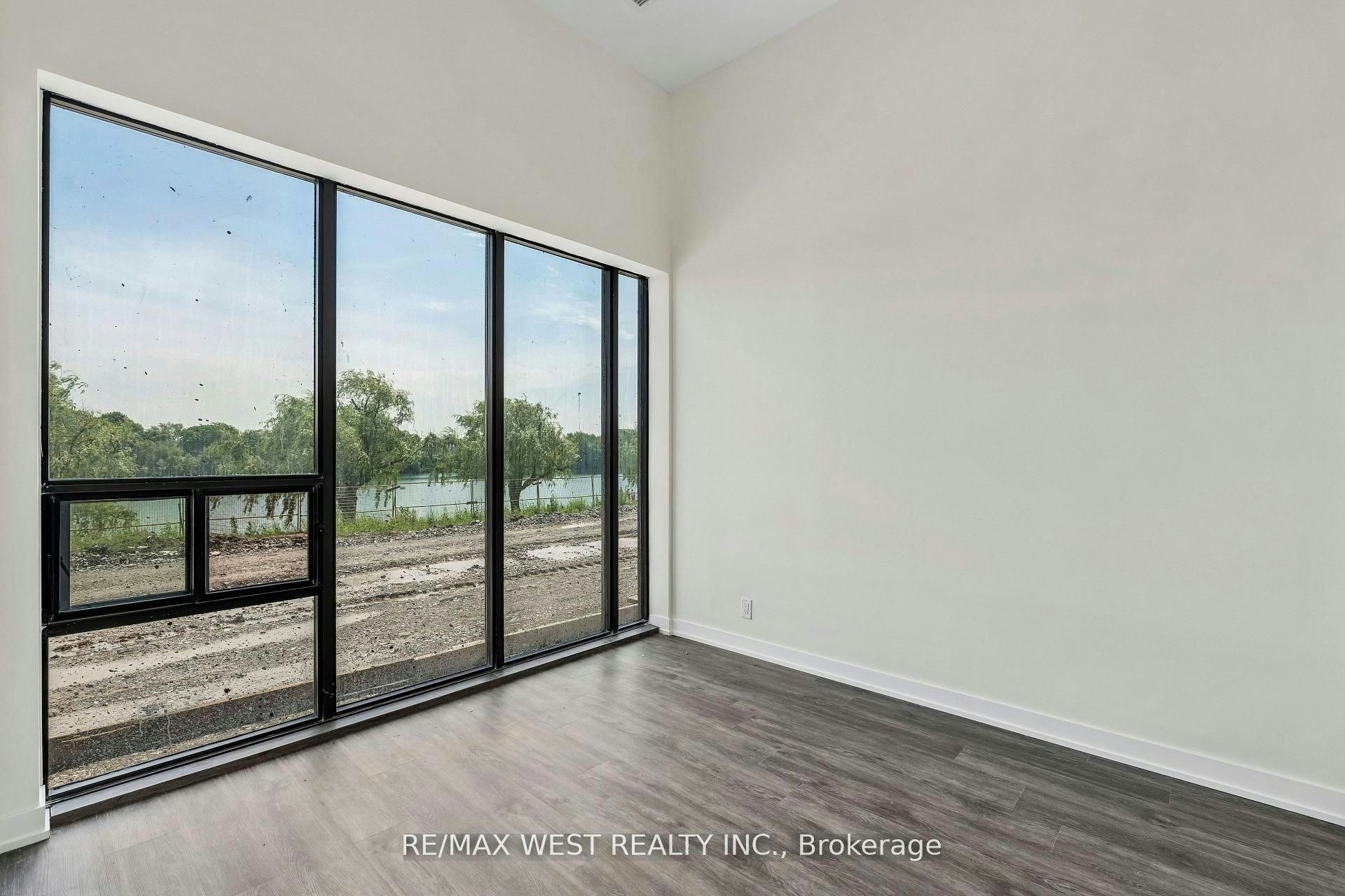 114-350 Prince Charles Drive S, Welland, ON, L3C 0L6 - 18