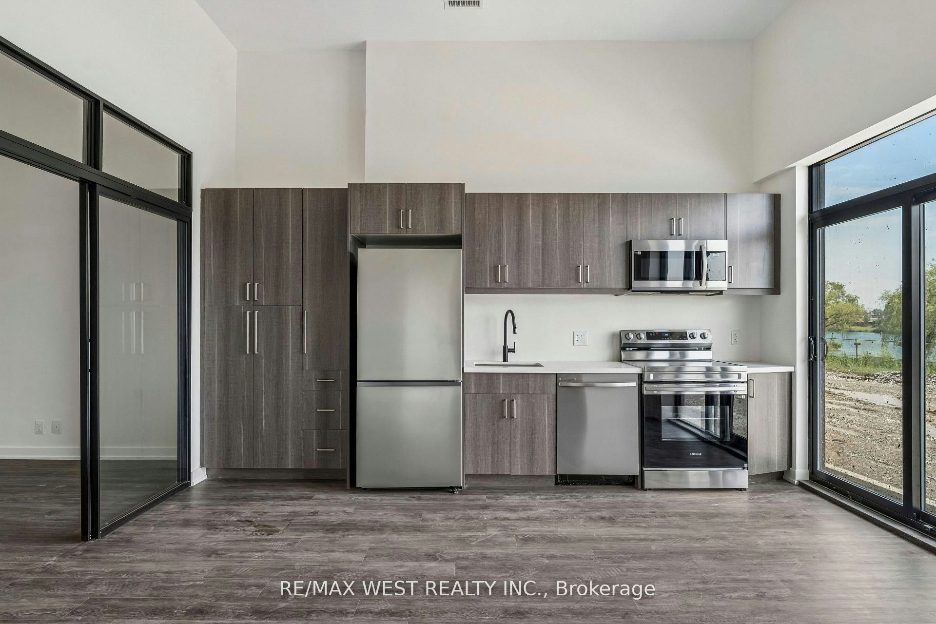 114-350 Prince Charles Drive S, Welland, ON, L3C 0L6 - 9