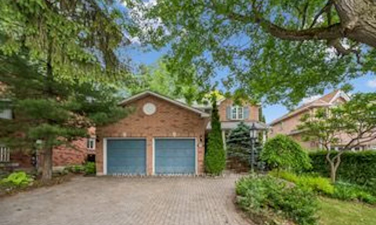 428 Union Street W