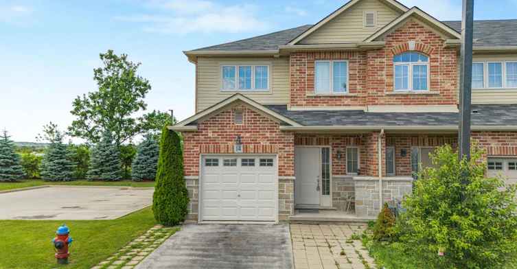 14 Redcedar Crescent, Hamilton, ON, L8E 0G3