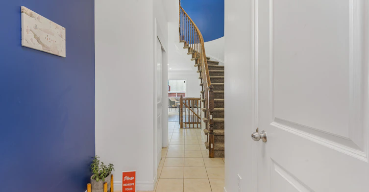 14 Redcedar Crescent, Hamilton, ON, L8E 0G3 - 2