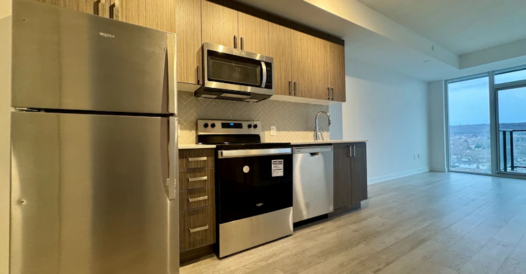 704-2782 Barton Street, Hamilton, ON, L8E 2J8 - 6