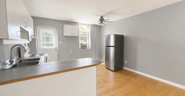 546 Concession Street W, Hamilton, ON, L8V 1A9 - 5